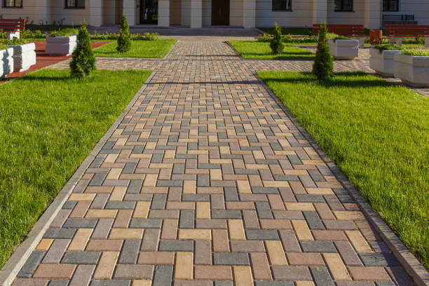 Best Residential Driveway Paver Services  in Shorewood Tower Hills Harbert, MI